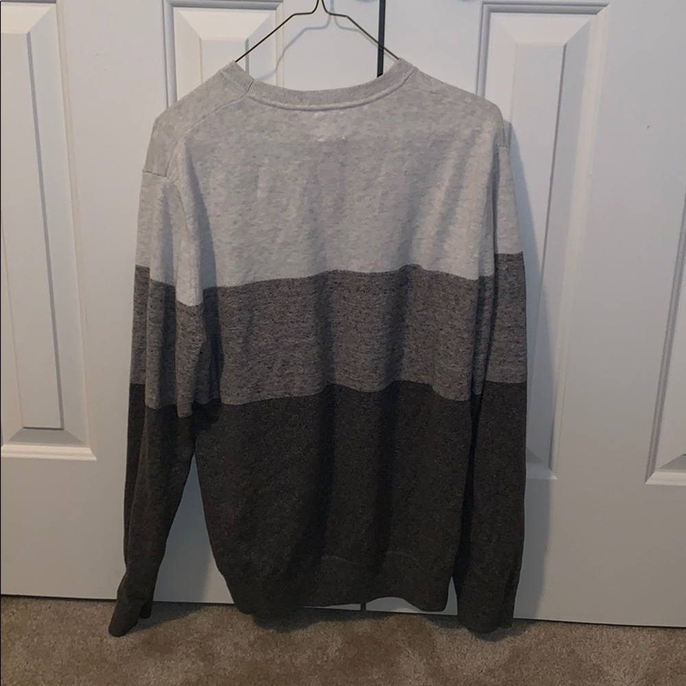 GAP Sweater - Picture 2 of 2